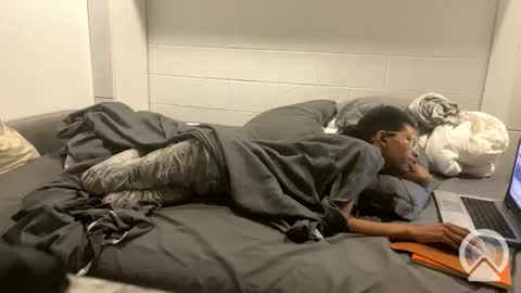 Snapshot of lalunevelvet chatting on February 2025 08:17:01 AM lalunevelvet online show from February 2025 08:17:01 AM