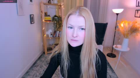 Laly online show from December 2024 03:24:02 PM