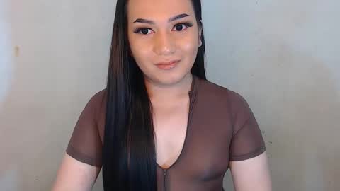 Lamery online show from October 2025 02:11:02 AM