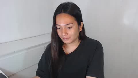 Lamery online show from April 2026 09:48:02 PM