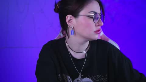 just call me Lana  and her security online show from February 2025 11:03:01 AM