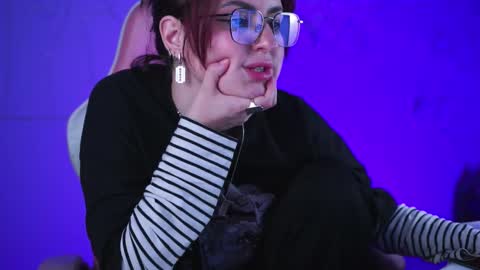 just call me Lana  and her security online show from February 2025 08:18:01 PM