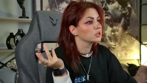 just call me Lana  and her security online show from September 2025 08:49:01 AM