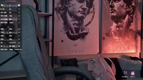 just call me Lana  and her security online show from October 2025 11:07:01 AM