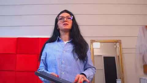 LanaBanner online show from March 2026 05:24:01 AM