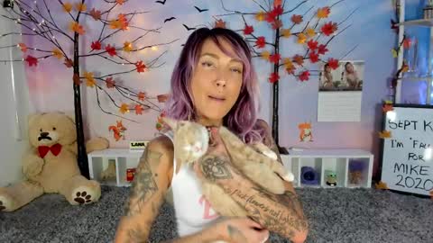 Snapshot of lana_del_bae chatting on September 2025 02:11:02 AM Lana Del Bae online show from September 2025 02:11:02 AM