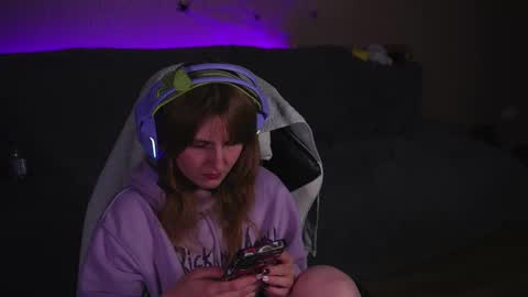 Kay online show from October 2025 08:47:01 PM