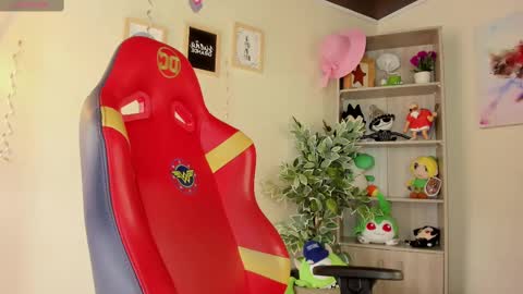 Lana online show from September 2025 02:07:01 PM