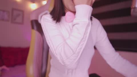 Lana online show from November 2025 02:12:01 AM