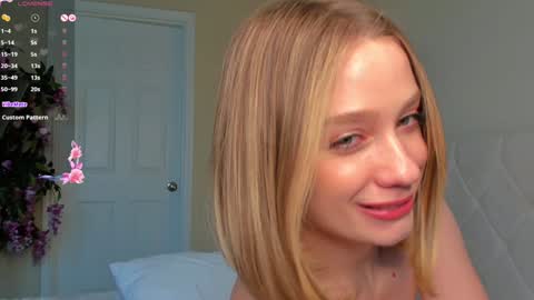 Snapshot of lana_moreno chatting on January 2025 08:58:02 PM Lana online show from January 2025 08:58:02 PM