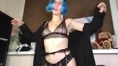 Snapshot of lana_tews chatting on October 2025 07:20:02 PM lana_tews online show from October 2025 07:20:02 PM