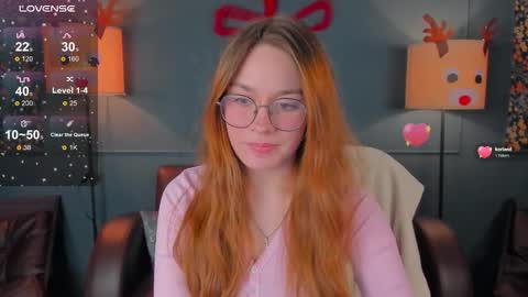 Snapshot of lanaairlie chatting on December 2025 03:46:02 AM lana online show from December 2025 03:46:02 AM