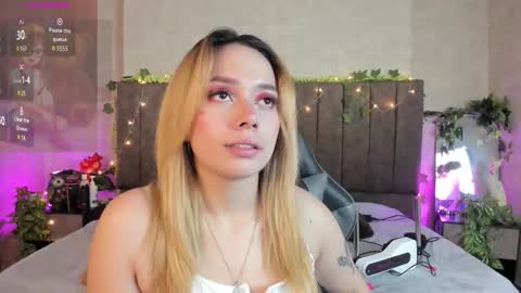 Lana online show from February 2026 05:26:01 AM