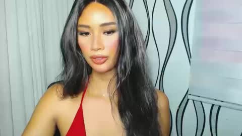 Snapshot of lanadel_hilton chatting on December 2024 12:21:02 AM Lana online show from December 2024 12:21:02 AM