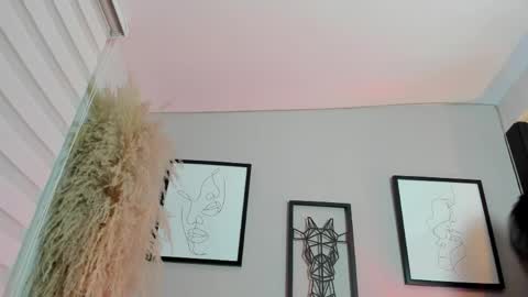 Lana online show from April 2026 11:04:02 AM