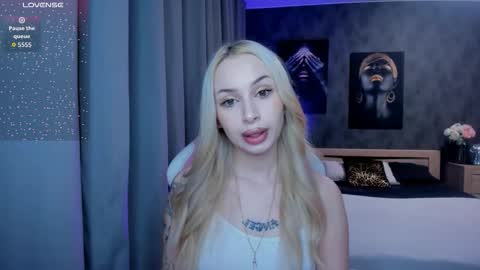 Lana online show from January 2026 03:10:01 AM