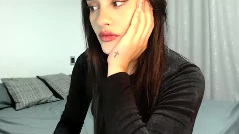 lanawinters1 online show from April 2026 03:20:01 AM