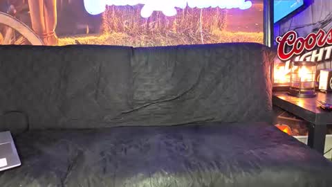 Snapshot of lancehardwood222 chatting on October 2025 12:31:01 AM LANCE online show from October 2025 12:31:01 AM