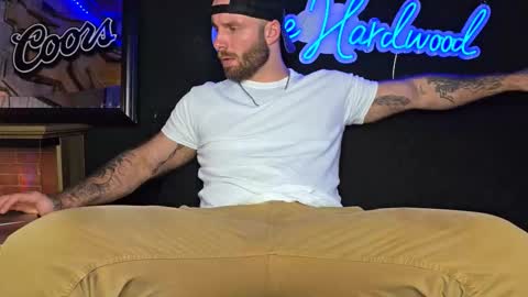 Snapshot of lancehardwood222 chatting on February 2026 01:04:02 AM LANCE online show from February 2026 01:04:02 AM