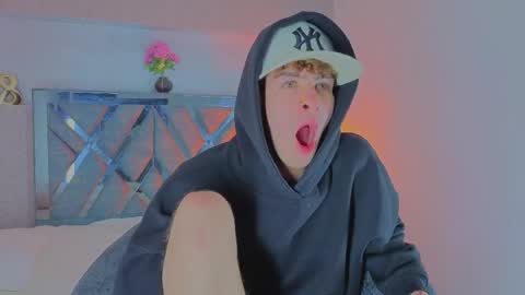 lancelot_grey online show from May 2026 02:08:01 AM