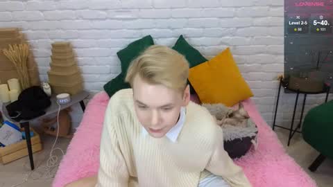 Lanny online show from February 2025 08:53:02 PM