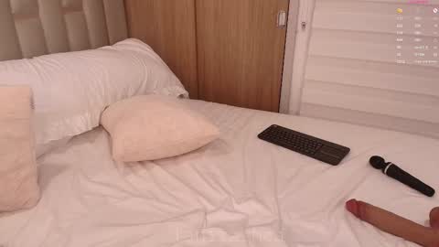 Lina online show from February 2025 03:53:01 AM