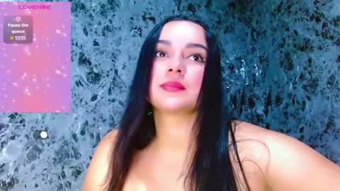 Snapshot of lanna_belle28 chatting on June 2026 02:18:02 PM Lanna online show from June 2026 02:18:02 PM