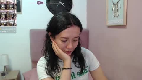 Snapshot of lanna_mills chatting on February 2025 04:15:01 PM Lanna online show from February 2025 04:15:01 PM