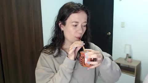 Snapshot of lanna_mills chatting on September 2025 01:11:02 PM Lanna online show from September 2025 01:11:02 PM