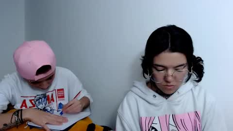 Snapshot of lannie_gonzales chatting on February 2025 01:19:02 AM LANNIE   online show from February 2025 01:19:02 AM