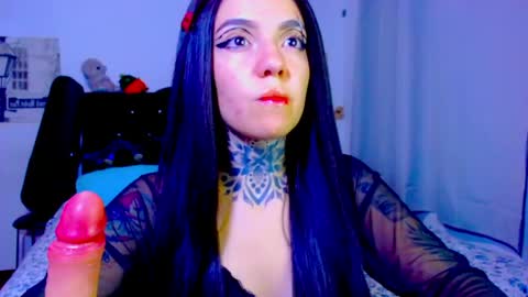 LANNIE   online show from May 2026 12:05:01 AM