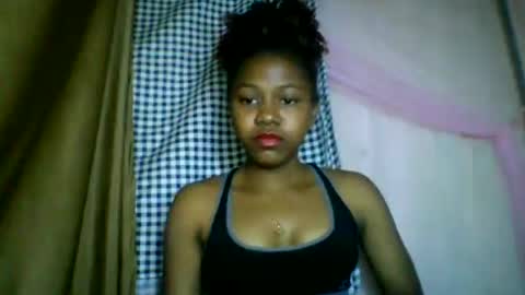 Snapshot of lara_belle chatting on July 2026 03:29:02 PM lara_belle online show from July 2026 03:29:02 PM