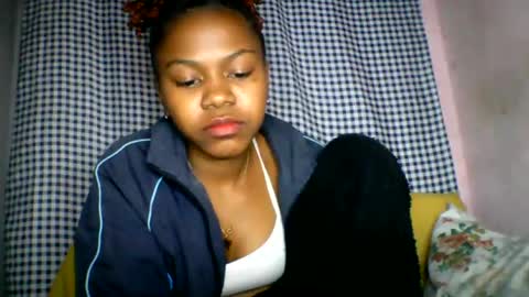 Snapshot of lara_belle chatting on July 2026 02:09:02 AM lara_belle online show from July 2026 02:09:02 AM
