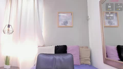      700  200   online show from April 2026 07:58:01 PM