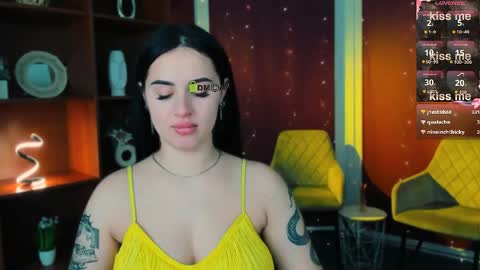 Snapshot of lara_moon1 chatting on May 2026 01:56:01 AM your dream online show from May 2026 01:56:01 AM