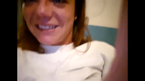 Little online show from October 2025 01:57:01 AM