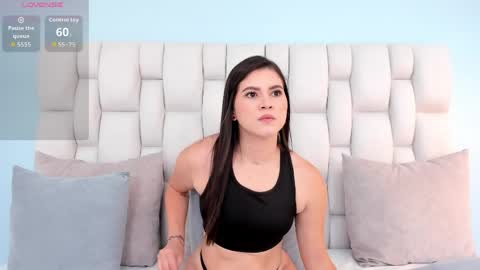 Snapshot of laraa_sweet chatting on March 2026 11:43:02 AM Lara Sweet online show from March 2026 11:43:02 AM