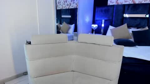 Snapshot of larabrook chatting on April 2026 08:32:01 PM Lara online show from April 2026 08:32:01 PM