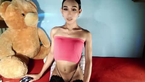 laradior online show from March 2026 01:21:01 AM