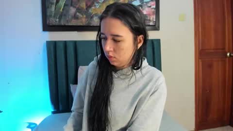  Lara Gold  online show from February 2026 12:24:02 PM