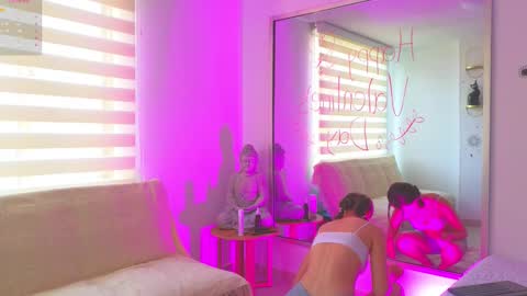 Lara  online show from February 2025 12:11:01 PM