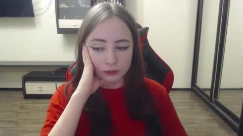 Laralianna online show from December 2024 08:32:01 PM