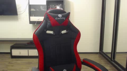 Laralianna online show from December 2024 07:34:02 PM