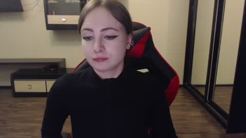 Laralianna online show from January 2025 07:52:02 AM