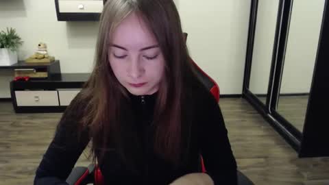 Laralianna online show from September 2025 12:44:01 AM