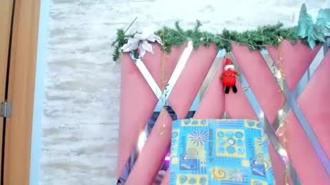 Lara Murphy online show from January 2025 09:25:01 PM