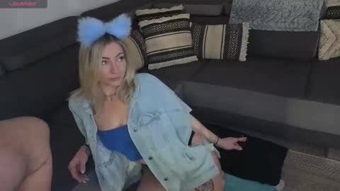 laratonydusud online show from February 2026 12:02:01 PM