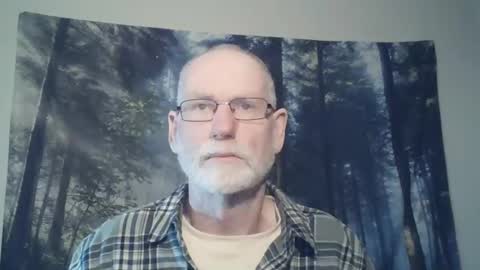Snapshot of larbie chatting on December 2024 03:00:01 AM Larbie online show from December 2024 03:00:01 AM