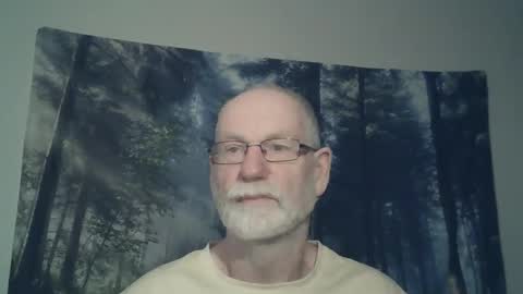 Snapshot of larbie chatting on December 2024 03:07:01 AM Larbie online show from December 2024 03:07:01 AM