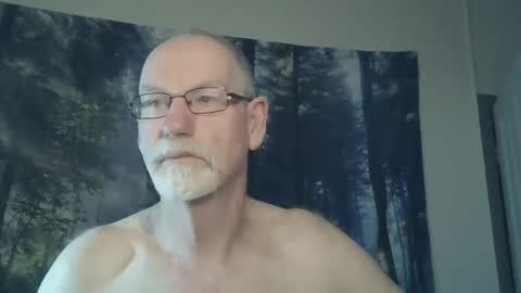 Snapshot of larbie chatting on December 2024 09:15:01 PM Larbie online show from December 2024 09:15:01 PM